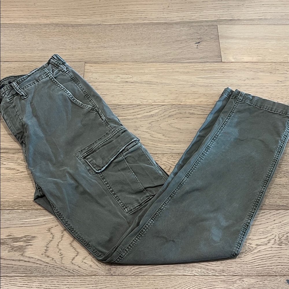 American Eagle Outfitters Men's Olive Lived In Cargo Pants 30x36